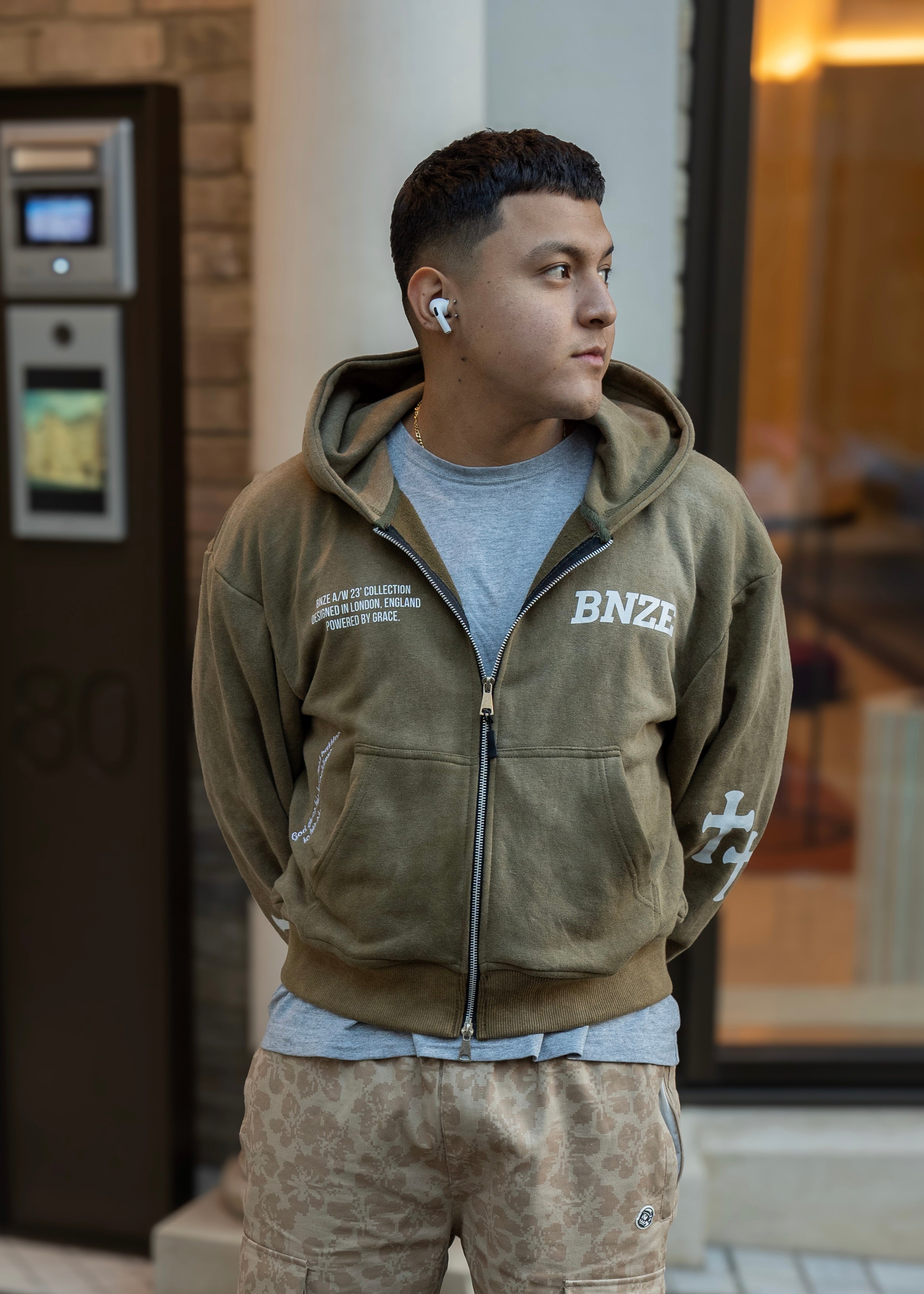 "GOD'S MASTERPIECE" Zip Hoodie - Pistachio