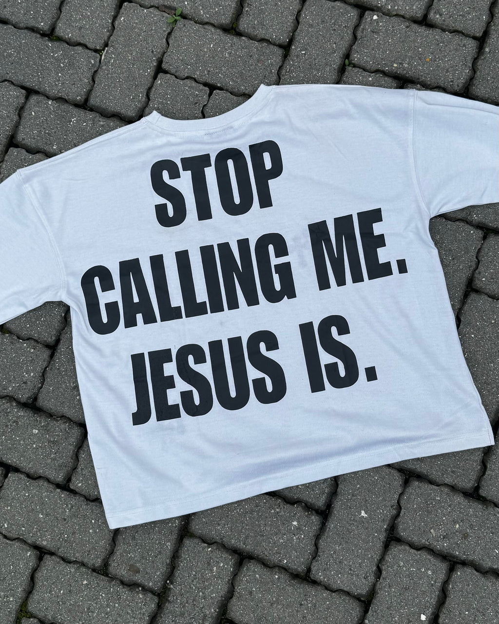 “JESUS CALLS” Tee in white (Unisex)